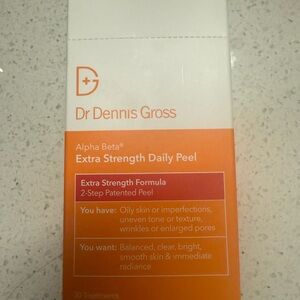 Dr Dennis Gross Extra Strength Daily Peel - 15 treatments